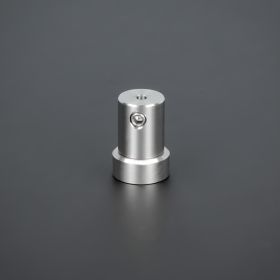 Deckenhalterung Oberteil aus Edelstahl vor grauen Hintergrund