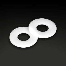 Unterlegscheibe POM Kunststoff Set liegend auf dunklem Untergrund